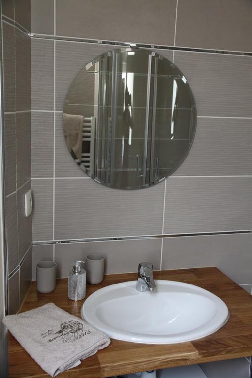 Apartment Lourmel Париж Стая снимка