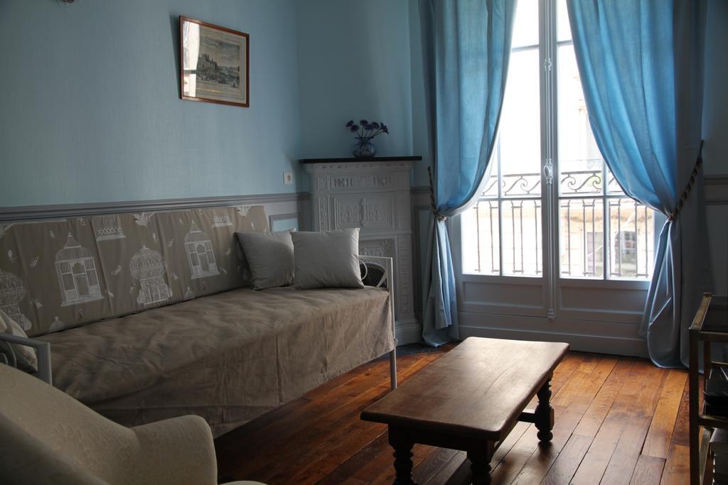 Apartment Lourmel Париж Стая снимка